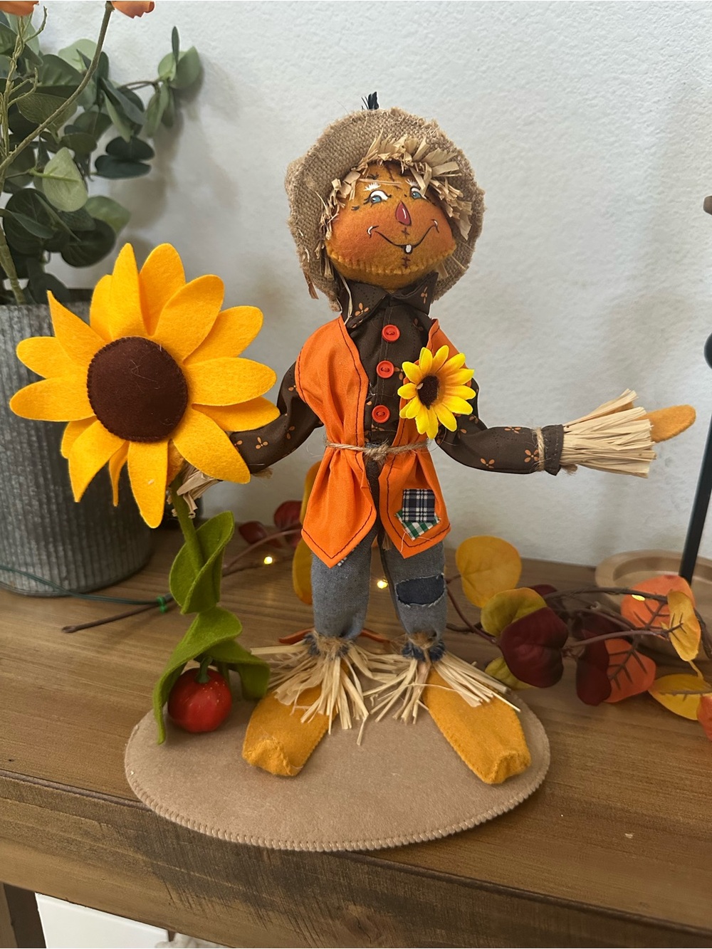 Annalee 12” Scarecrow with Sunflower